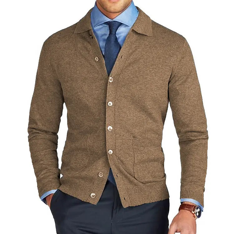 ByCastello | Tidlös cardigan med stilren lapelficka
