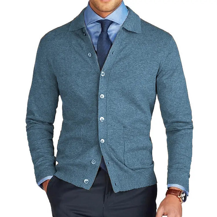ByCastello | Tidlös cardigan med stilren lapelficka