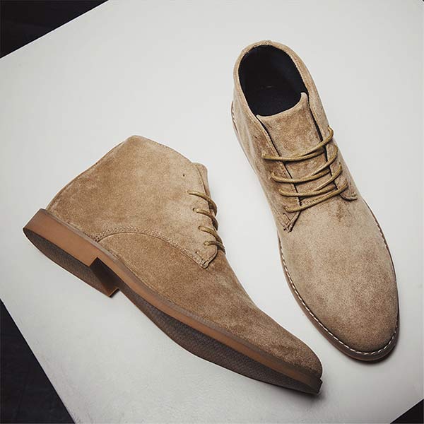 Halvhöga Herrskor i Suede – Stil & Komfort i Ett