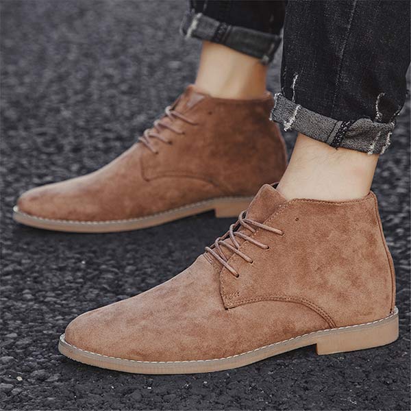 Halvhöga Herrskor i Suede – Stil & Komfort i Ett