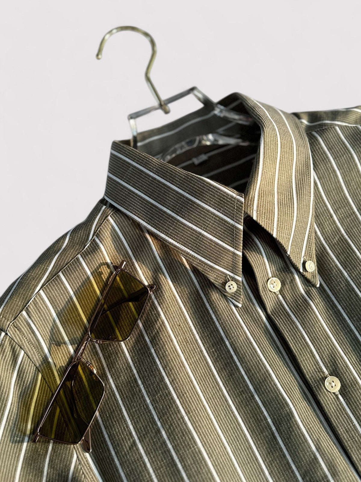 Herrskjorta Slim Fit Randig Design i Premium Tyg