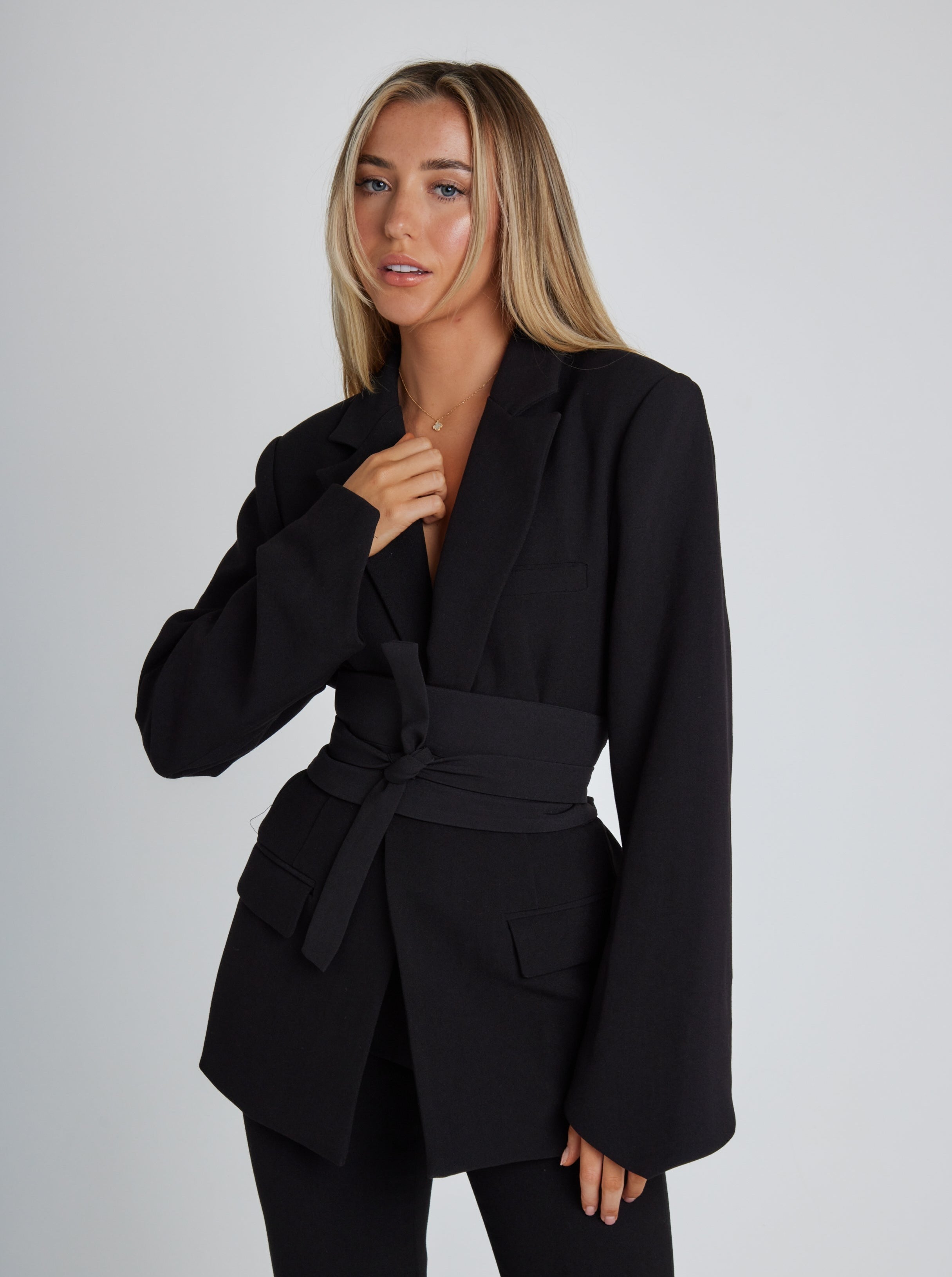 Dam Blazer i Högkvalitativt Material med Tidlös Design-4
