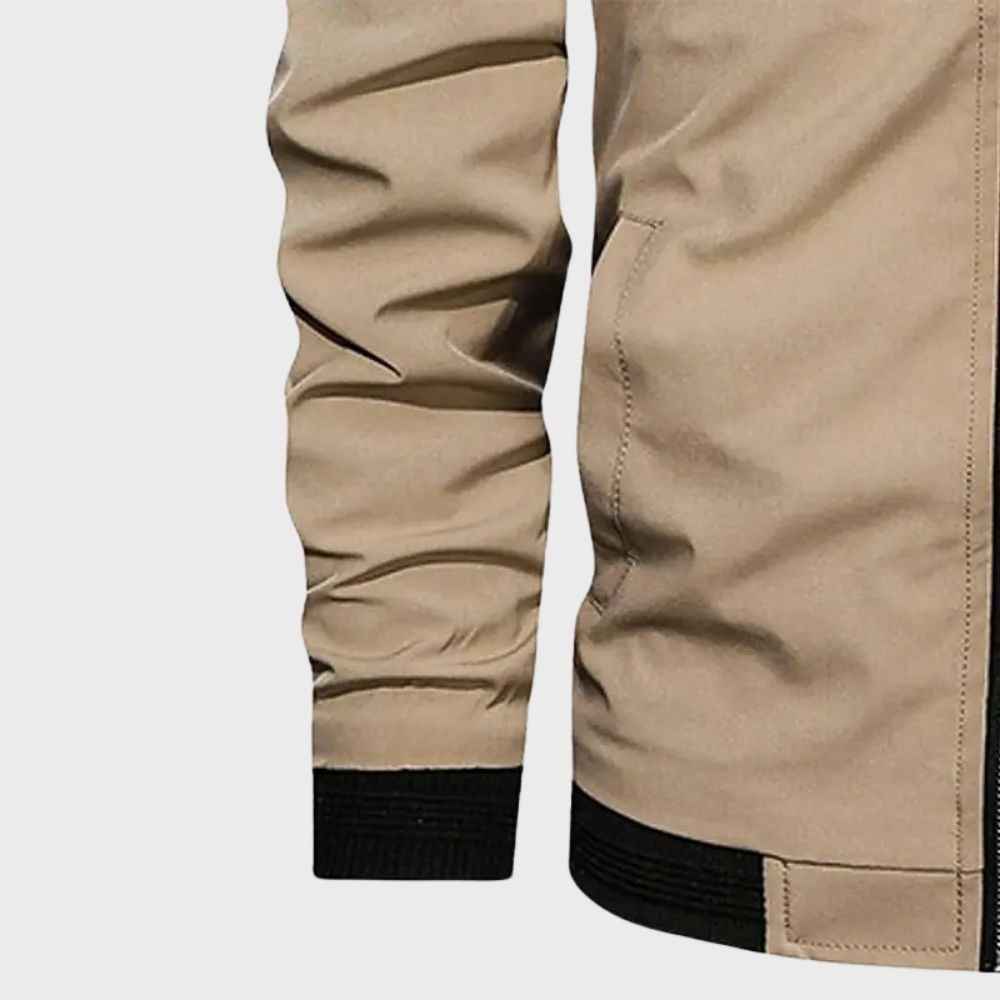Finn | Bomberjack