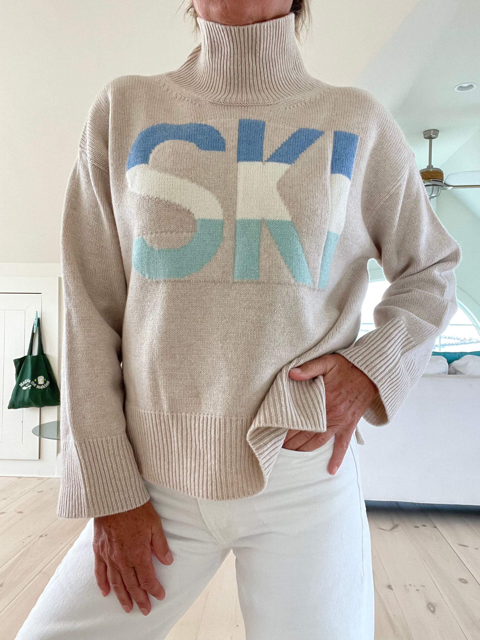 Kvinnors Turtleneck Tröja med Skidgrafik 2